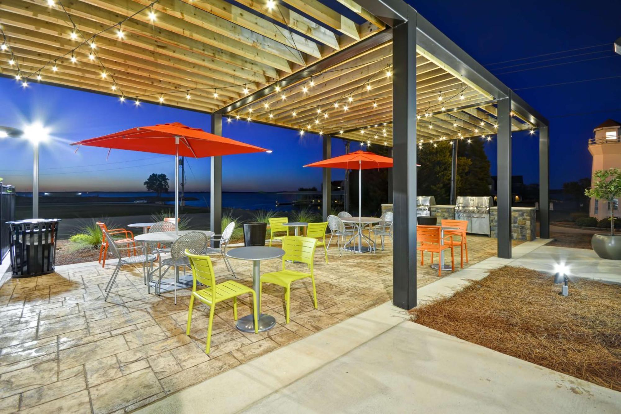 Home2 Suites By Hilton Decatur Ingalls Harbor Exterior foto